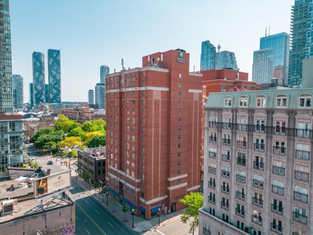 Holiday Inn Express Toronto Downtown Image 21